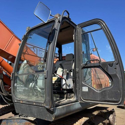 Maquinaria pesada usada Excavadora Hitachi ZX225USR-5B SN X03477 (2)