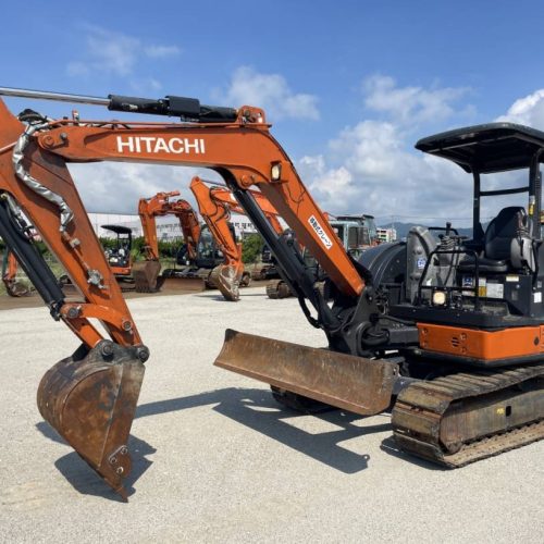 Maquinaria pesada usada Excavadora Hitachi ZX40U-5B SN X2087