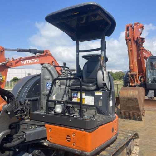 Maquinaria pesada usada Excavadora Hitachi ZX40U-5B SN X2087 (1)