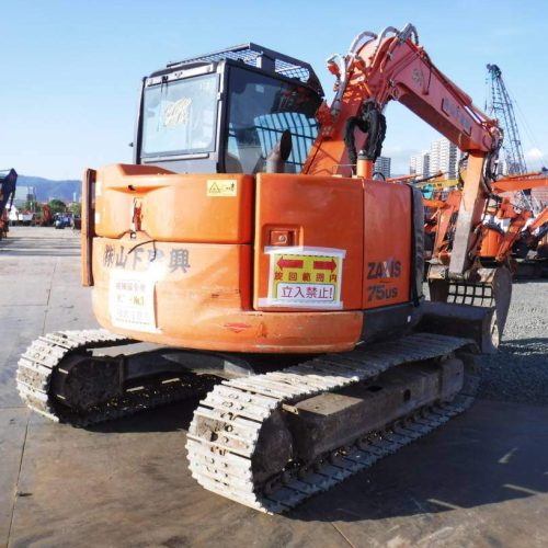 Maquinaria pesada usada Excavadora Hitachi ZX75US-5B SN X2410 (1)