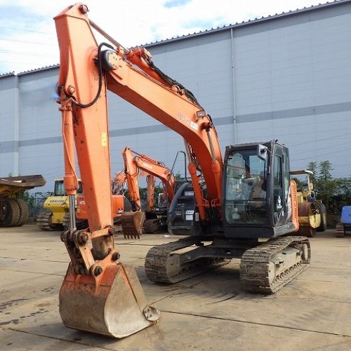 Maquinaria pesada usada Excavadora hitachi ZX135 SN X9018 (1)