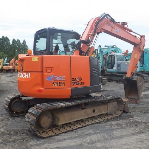 Maquinaria pesada usada Excavadora hitachi ZX75US-5B SN X0637 (1)
