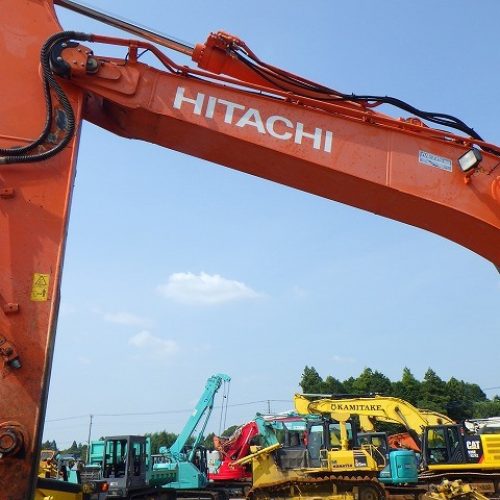 Maquinaria pesada usada Excavadora ZX200-6 SN X01160 (1)