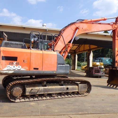Maquinaria pesada usada Excavadora ZX200-6 SN X01160 (1)