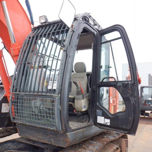 Maquinaria pesada usada Excavadora Hitachi ZX135USK-5B sn X1693