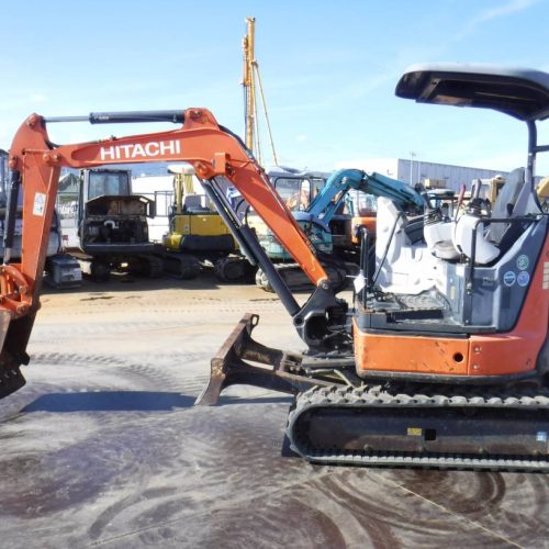 Maquinaria pesada usada Miniexcavadora Hitachi ZX30U-5A SN X0236