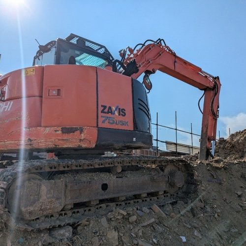 Maquinaria pesada usada Miniexcavadora Hitachi ZX75USK-5B SN X3609