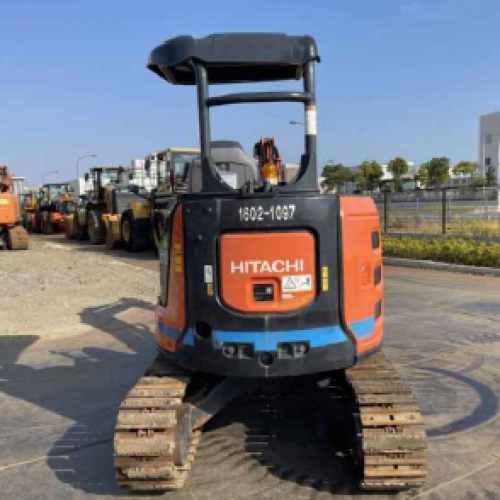 Maquinaria pesada usada Miniexcavadora hitachi ZX30U-5A SN X4399
