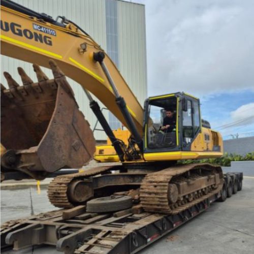 Maquinaria pesada usada excavadora LIUGONG CLG936E SN X00689 (1)