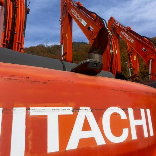 Maquinaria pesada usada excavadora Hitachi ZX200-5B SN X03071 (1)