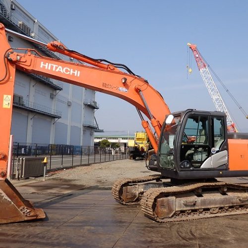 Maquinaria pesada usada excavadora Hitachi ZX200-5B SN X06431 (1)