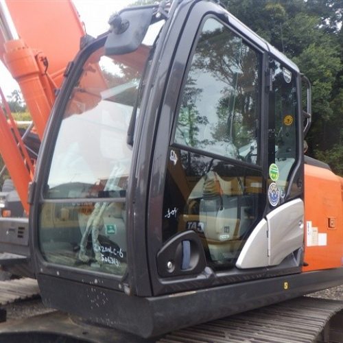 Maquinaria pesada usada excavadora Hitachi ZX200LC SN X06313 (2)