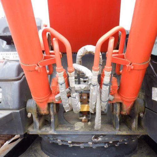 Maquinaria pesada usada excavadora Hitachi ZX200X SN X 05759 (1)