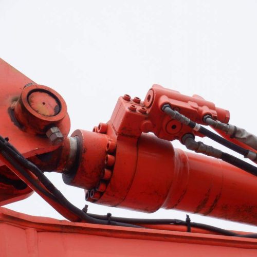 Maquinaria pesada usada excavadora Hitachi ZX200X SN X 05759 (1)