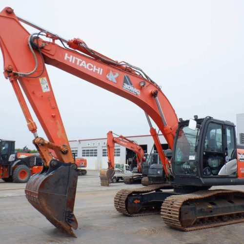 Maquinaria pesada usada excavadora Hitachi ZX200X SN X 05759 (1)