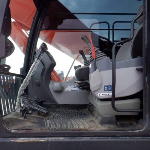 Maquinaria pesada usada excavadora Hitachi ZX240-6 SN X0238 (1)