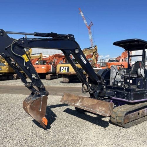 Maquinaria pesada usada excavadora Hitachi ZX40U-5B SN X1896 (1)