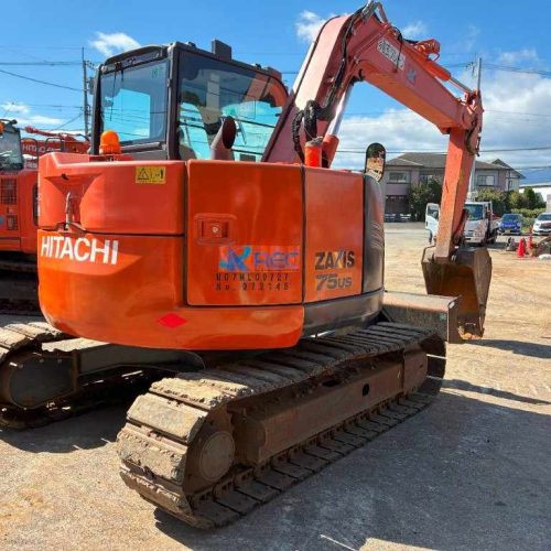 Maquinaria pesada usada excavadora Hitachi ZX75US-5B SN X2146 (1)