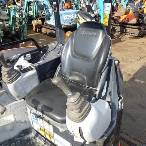 Maquinaria pesada usada excavadora Hitachi zx30u-5A SN X3425 (2)