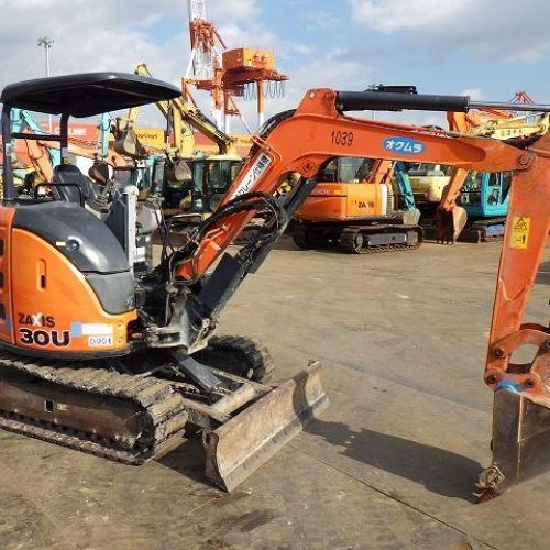 Maquinaria pesada usada excavadora Hitachi zx30u-5A SN X3425 (2)
