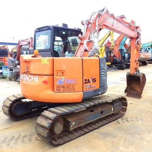 Maquinaria pesada usada excavadora hitachi ZX75US-5B SN X2370