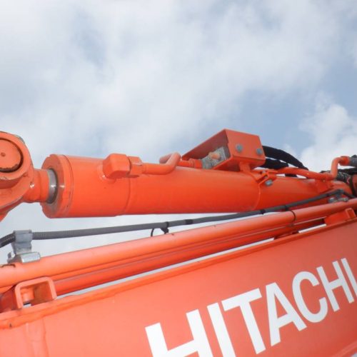 Maquinaria pesada usada excavadora hitachi ZX75USK-5B SN X3661 (1)