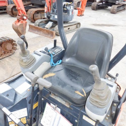 Maquinaria pesada usada miniexcavadora hitachi ZX17U-5A SN X0095 (3)