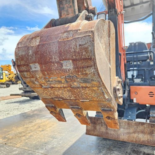 Maquinaria pesada usada miniexcavadora hitachi ZX17U-5A SN X2002