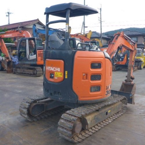 Maquinaria pesada usada miniexcavadora hitachi ZX30-5A sn X5042