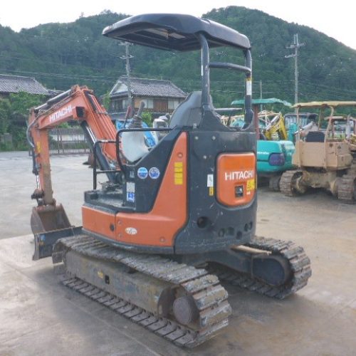 Maquinaria pesada usada miniexcavadora hitachi ZX30-5A sn X5042