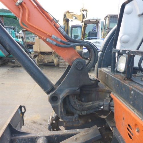 Maquinaria pesada usada miniexcavadora hitachi ZX30-5A sn X5042