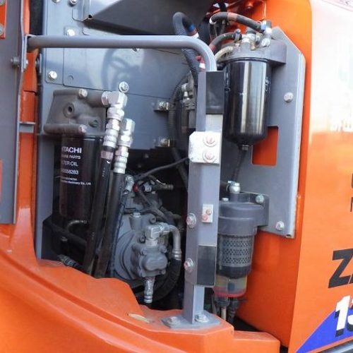 ZX135US-6-516111-040