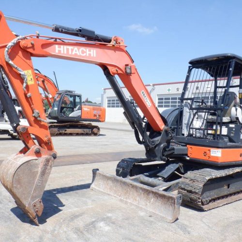 maquinaria pesada usada Excavadora hitachi ZX40U-5B SN X0337 (1)