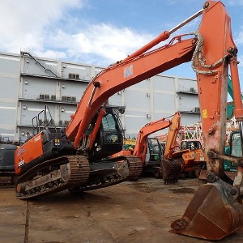 maquinaria pesada usada excavadora Hitachi ZX200-6 SN X509609 (1)
