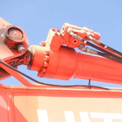 maquinaria pesada usada excavadora Hitachi ZX200X-5 SN X05452