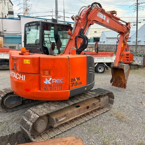 maquinaria pesada usada excavadora hitachi ZX75US-5B SN X4118 (2)